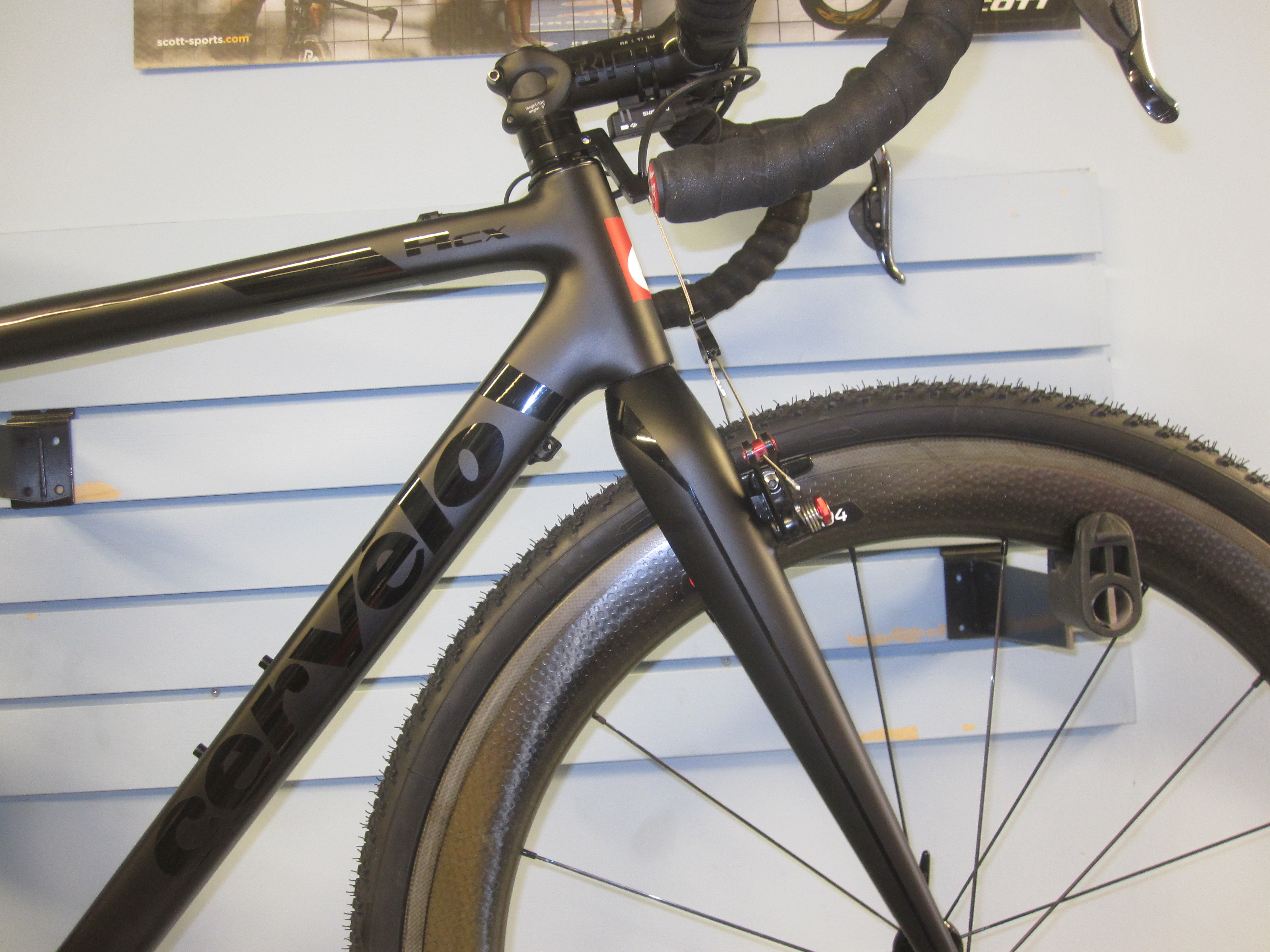 http://www.tricalc3.com/cervelo-rcx/IMG_1300.JPG